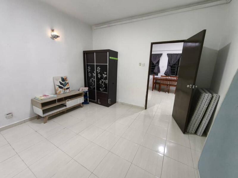 The Embassy (Bangunan Duta Impian) untuk Untuk Disewa - RM 1,800 /bulan, Feb 2026 - Living Room - PropertyGuru.com.my