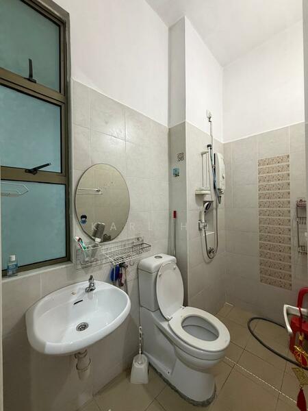 Cluster House for Rent in Taman Adda Heights (Tebrau) - Karl Ho - Bathroom - PropertyGuru.com.my