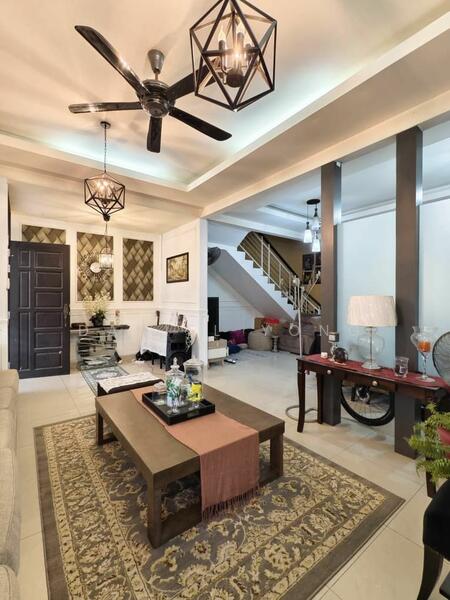Cluster House for Sale in Taman Seri Austin (Tebrau) - Daniel Yong - Living Room - PropertyGuru.com.my