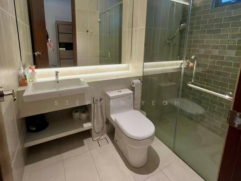 Queens Residences Q1 @ Queens Waterfront untuk Untuk Disewa - RM 3,700 /bulan, Feb 2026 - Bathroom - PropertyGuru.com.my