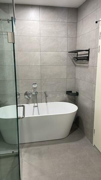 Service Residence for Rent at Dorsett Waterfront Subang - ZL Sam - Bathroom - PropertyGuru.com.my