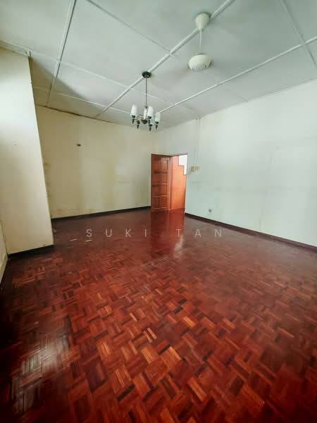 Rumah Teres 2 Tingkat untuk Dijual di Taman Rainbow (Batu) - Suki Tan - Living Room - PropertyGuru.com.my