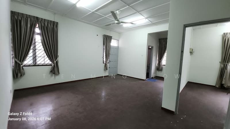 Semi-Detached House for Sale in Taman Perling (Perling) - Tien Ming Yeow - Living Room - PropertyGuru.com.my