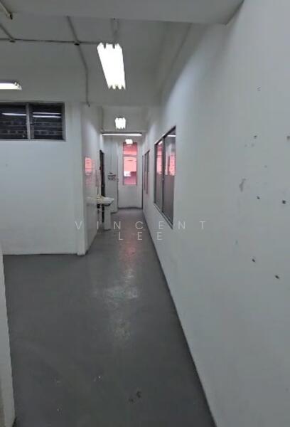 Shop for Rent in Seksyen 52 (Petaling Jaya) - Vincent Lee - Corridor - PropertyGuru.com.my