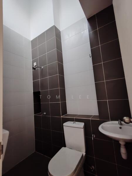Setia Permai untuk Untuk Dijual - RM 680,000, Mac 2026 - Bathroom - PropertyGuru.com.my