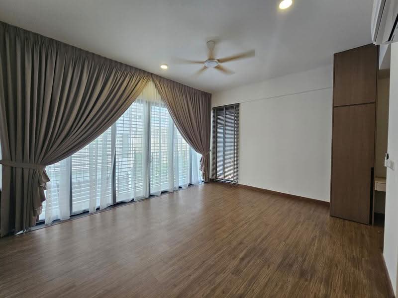 Rumah Bandar untuk Disewa di Kayu Ara (Selangor) - KK Lim - Living Room - PropertyGuru.com.my