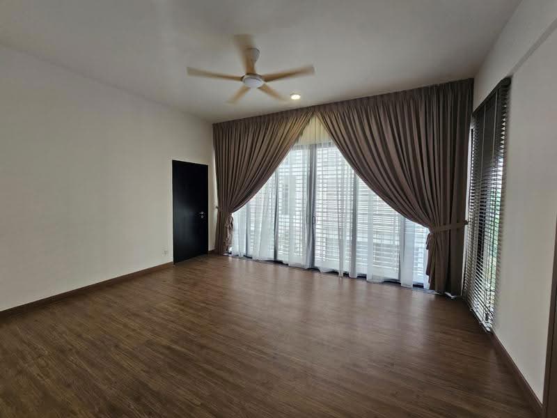 Rumah Bandar untuk Disewa di Kayu Ara (Selangor) - KK Lim - Living Room - PropertyGuru.com.my