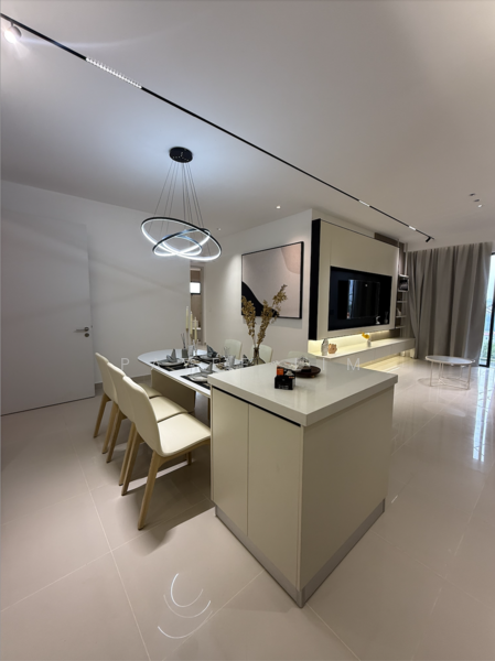 Service Residence for Sale at Quaver Residence - Payee Lim - Dining Room - PropertyGuru.com.my