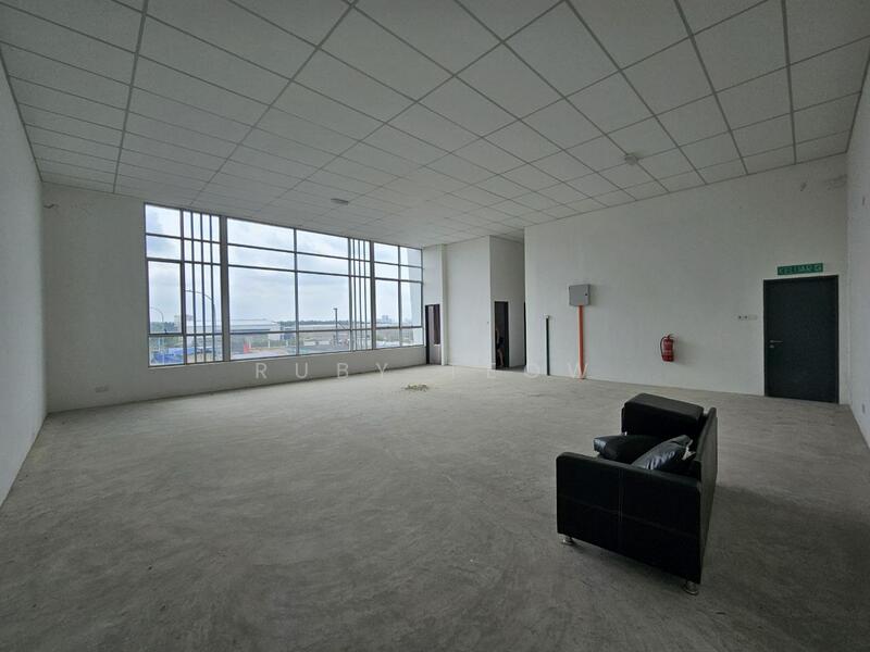 Terrace Factory for Rent in Taman Desa Cemerlang (Ulu Tiram) - Ruby Teow - Interior - PropertyGuru.com.my