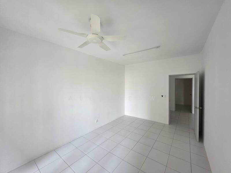 Condominium for Rent at Residensi Sateria - Alex Leaw - Interior - PropertyGuru.com.my