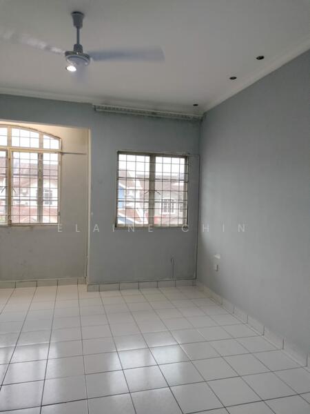 2-storey Terraced House for Sale in Bukit Rahman Putra (Sungai Buloh) - Elaine Chin - Interior - PropertyGuru.com.my