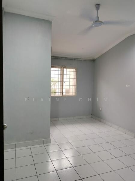 2-storey Terraced House for Sale in Bukit Rahman Putra (Sungai Buloh) - Elaine Chin - Interior - PropertyGuru.com.my