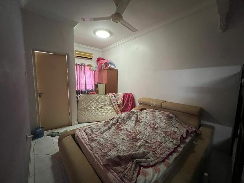 Terraced House for Sale in Bandar Sungai Long (Selangor) - Sam Hoo - Bedroom - PropertyGuru.com.my