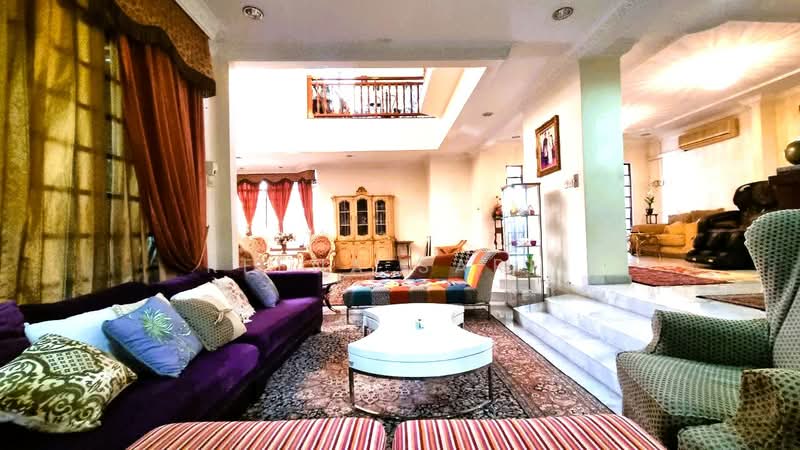 Rumah Banglo untuk Dijual di Kelana Jaya (Petaling Jaya) - Reena Sarif - Living Room - PropertyGuru.com.my
