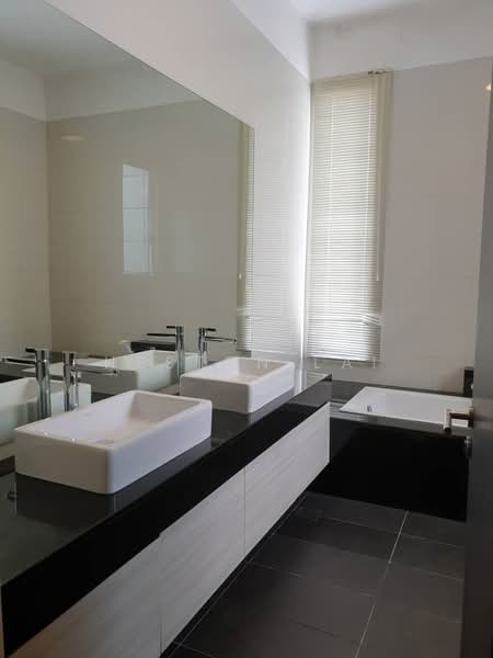 Rumah Berkembar untuk Disewa di East Ledang (Iskandar Puteri (Nusajaya)) - Heston Lai - Bathroom - PropertyGuru.com.my