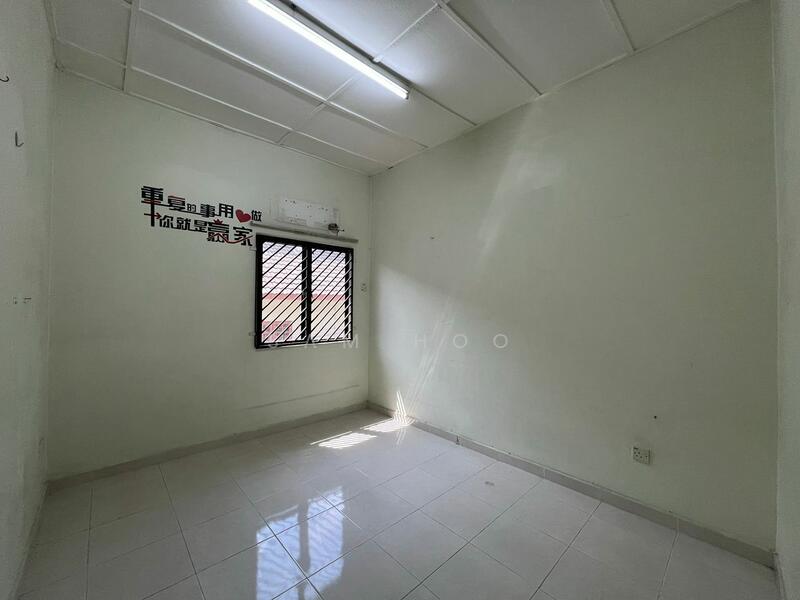 Terraced House for Sale in Bandar Sungai Long (Selangor) - Sam Hoo - Interior - PropertyGuru.com.my