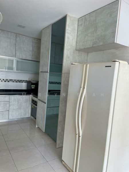 Condominium for Sale at The H2O Condominium - Mervyn Seah - Kitchen - PropertyGuru.com.my