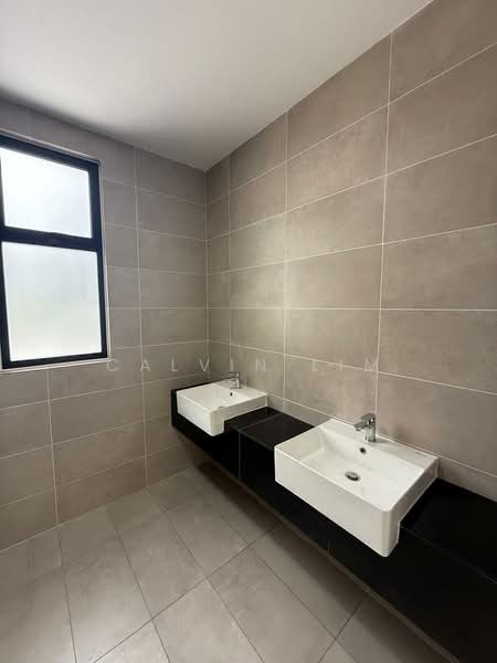 Rumah Teres 2 Tingkat untuk Disewa di Setia Alam (Selangor) - Calvin Lim - Bathroom - PropertyGuru.com.my