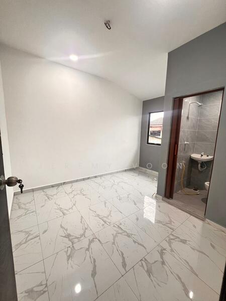 2-storey Terraced House for Sale in Johor Bahru (Johor) - Jeremy Voon - Bathroom - PropertyGuru.com.my