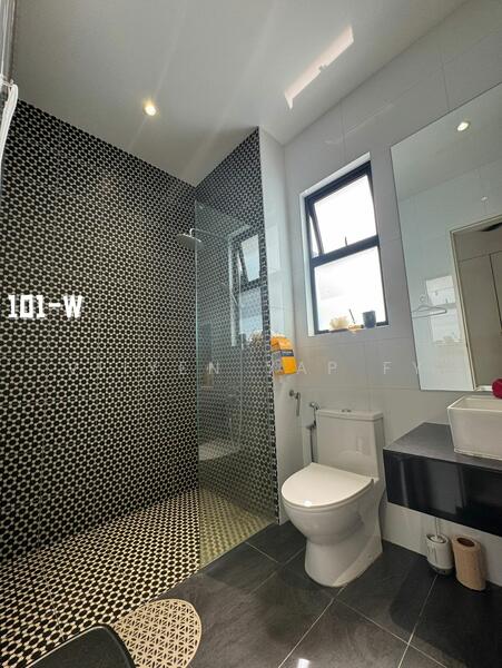 2-storey Terraced House for Sale in Setia Alam (Selangor) - VIIYEN YAP FY - Bathroom - PropertyGuru.com.my