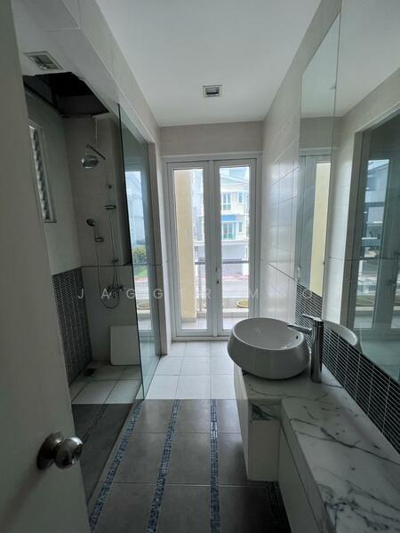 Bungalow for Sale in Bayu Kemensah (Melawati) - Jagger Moo - Bathroom - PropertyGuru.com.my
