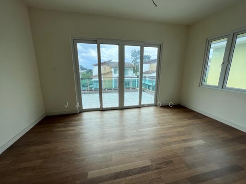 Bungalow for Sale in Bayu Kemensah (Melawati) - Jagger Moo - Balcony - PropertyGuru.com.my