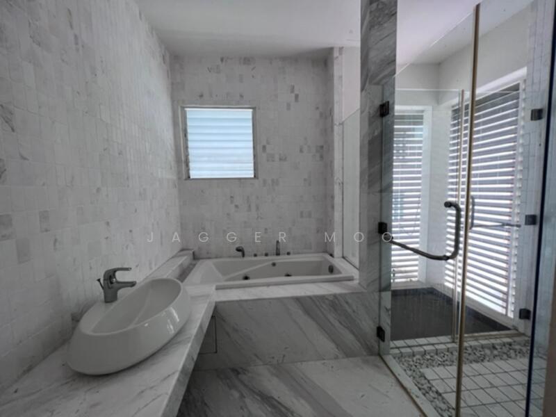 Bungalow for Sale in Bayu Kemensah (Melawati) - Jagger Moo - Bathroom - PropertyGuru.com.my