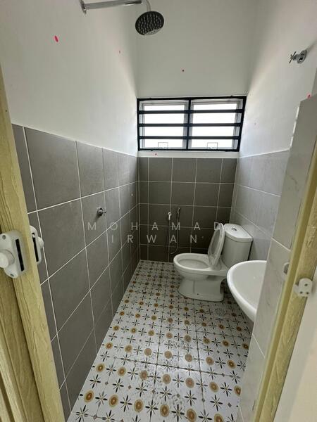 1-storey Terraced House for Sale in Kampung Kepayang (Perak) - Mohamad Irwan - Bathroom - PropertyGuru.com.my