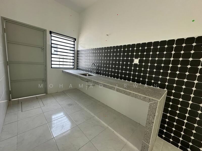 1-storey Terraced House for Sale in Kampung Kepayang (Perak) - Mohamad Irwan - Kitchen - PropertyGuru.com.my