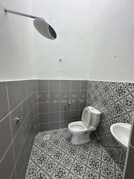 1-storey Terraced House for Sale in Kampung Kepayang (Perak) - Mohamad Irwan - Bathroom - PropertyGuru.com.my