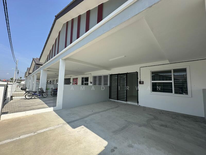 1-storey Terraced House for Sale in Kampung Kepayang (Perak) - Mohamad Irwan - Exterior - PropertyGuru.com.my