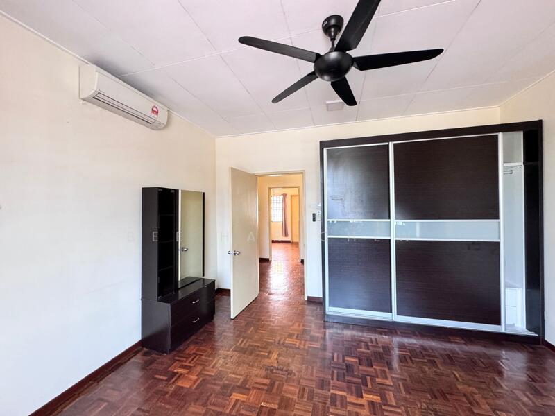 2-storey Terraced House for Sale in Klang (Selangor) - Bee Har Chew - Bedroom - PropertyGuru.com.my
