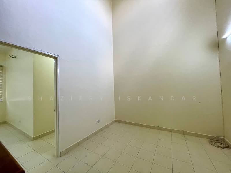 2-storey Terraced House for Sale in Alam Budiman (Shah Alam) - Shaziery Iskandar - PropertyGuru.com.my