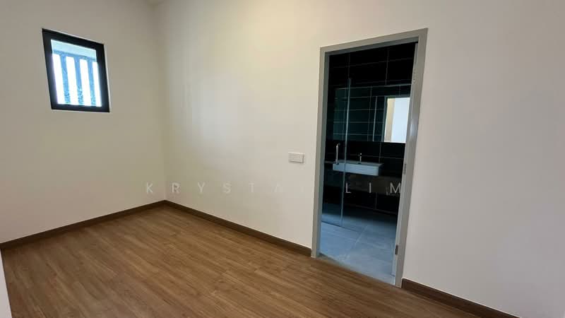 Sejati Lakeside 2 untuk Untuk Disewa - RM 5,600 /bulan, Mac 2026 - Interior - PropertyGuru.com.my