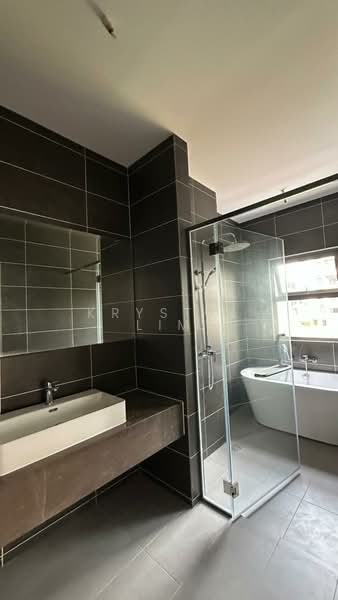 Rumah Berkembar untuk Disewa di Cyber 10 (Cyberjaya) - Krystal Lim - Bathroom - PropertyGuru.com.my