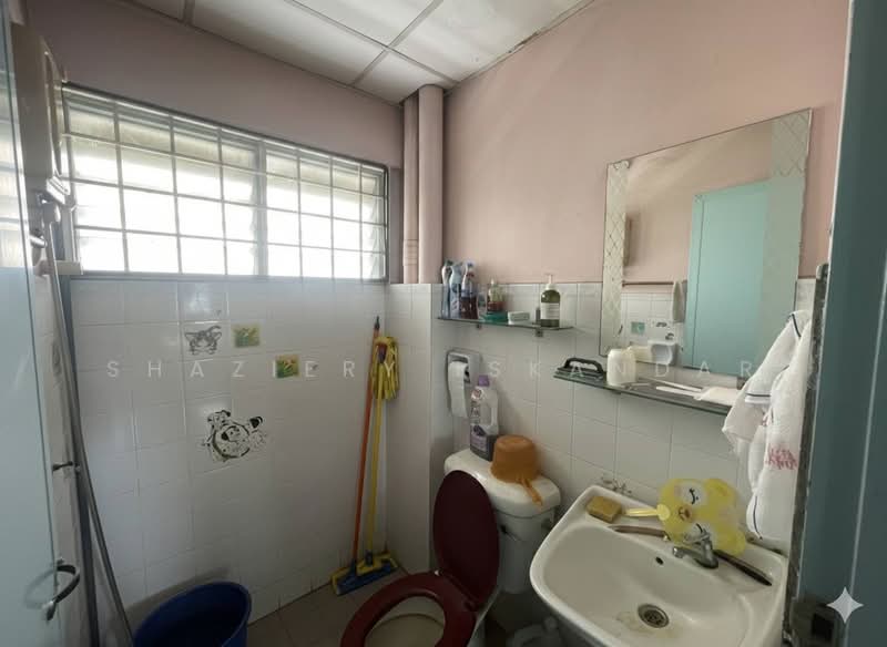 Meadow Park 3 untuk Untuk Dijual - RM 330,000, Feb 2026 - Bathroom - PropertyGuru.com.my