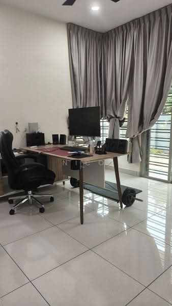 Rumah Berkembar untuk Dijual di Taman Sutera (Johor Bahru) - Nico Chong - Study - PropertyGuru.com.my