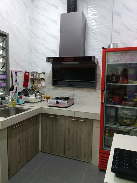 2-storey Terraced House for Sale in Taman Bernam Baru (Tanjung Malim) - Winnie Tjeng - Kitchen - PropertyGuru.com.my