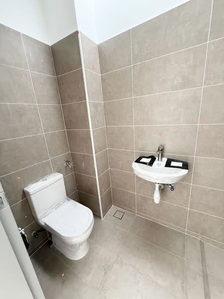 Terraced House for Sale in Taman Ponderosa (Johor Bahru) - Yik Tat - Bathroom - PropertyGuru.com.my