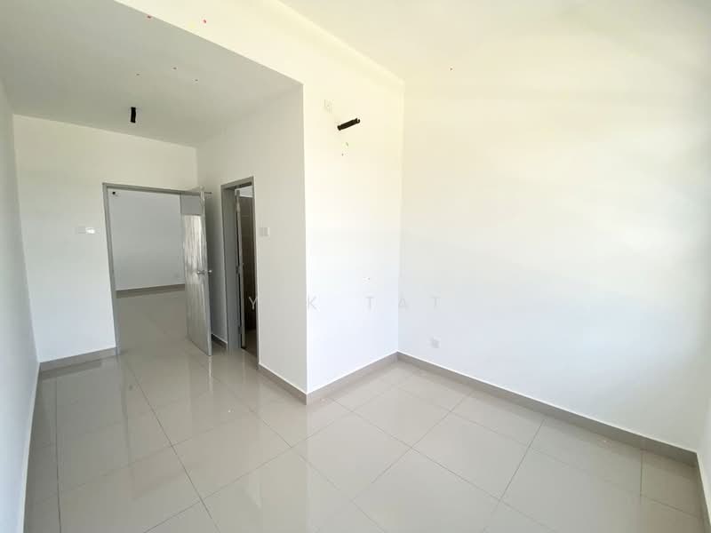 Terraced House for Sale in Taman Ponderosa (Johor Bahru) - Yik Tat - PropertyGuru.com.my