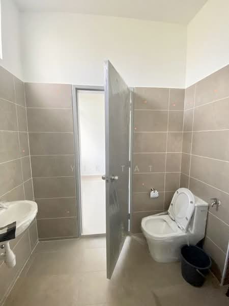 Terraced House for Sale in Taman Ponderosa (Johor Bahru) - Yik Tat - PropertyGuru.com.my