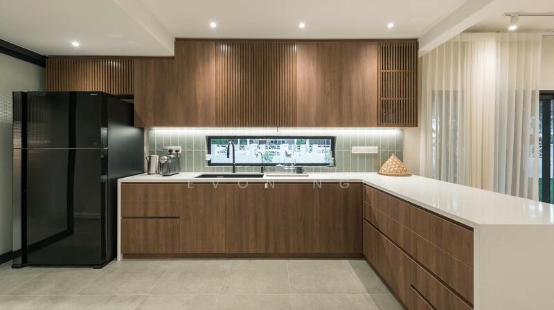 Rumah Teres 2-Tingkat untuk Dijual di Bandar Springhill (Jimah) - Evon Ng - Kitchen - PropertyGuru.com.my