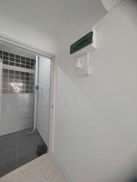 Miharja (LRT Maluri) untuk Untuk Disewa - RM 1,600 /bulan, Mac 2026 - Entrance - PropertyGuru.com.my