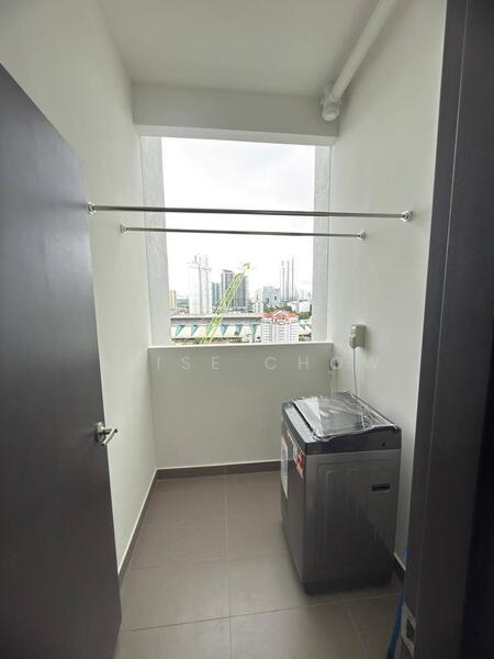 Service Residence for Sale at Meldrum Heights (Residensi Meldrum) - Irise Chow - Balcony - PropertyGuru.com.my