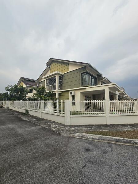 Kota Warisan untuk Untuk Disewa - RM 2,800 /bulan, Feb 2026 - Exterior - PropertyGuru.com.my