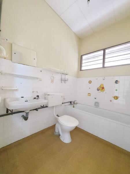 Rumah Berkembar untuk Dijual di Gunung Rapat (Ipoh) - Qazin Khoo - Bathroom - PropertyGuru.com.my