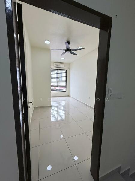 2-storey Terraced House for Sale in Bandar Sri Sendayan (Negeri Sembilan) - Marcus Yeow - PropertyGuru.com.my