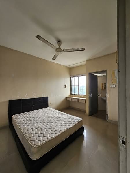 Palm Court Condominium untuk Untuk Disewa - RM 2,300 /bulan, Mac 2026 - PropertyGuru.com.my