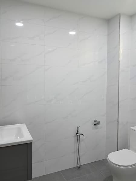 Semi-Detached House for Sale in Island Park (Jelutong) - Liam Khoon Khoo - Bathroom - PropertyGuru.com.my