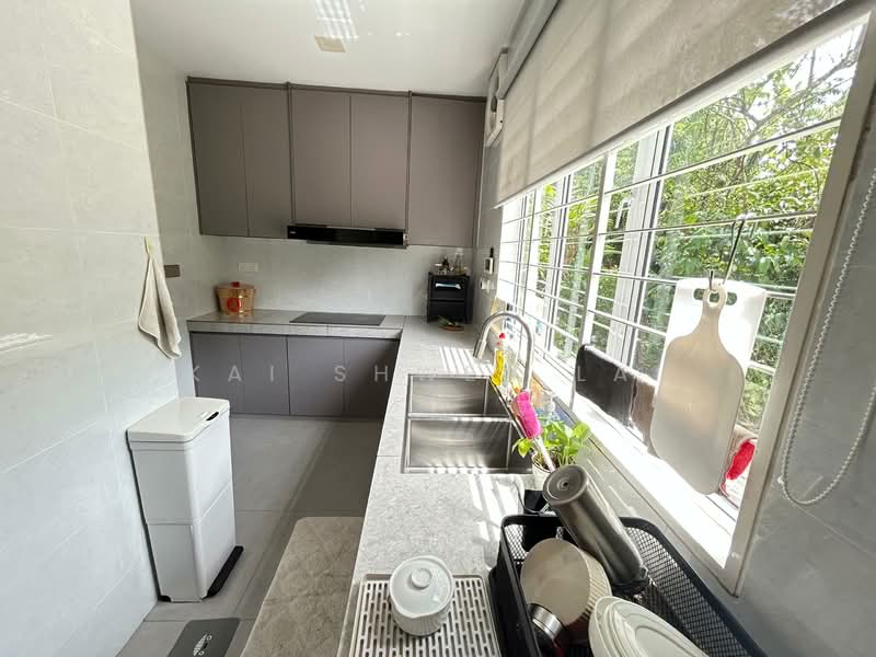 3-storey Terraced House for Sale in Bandar Kinrara Seksyen 5 (Bandar Kinrara) - Kai Shwen Lai - Kitchen - PropertyGuru.com.my